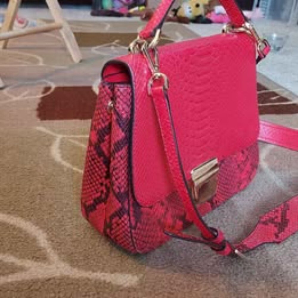 SOLD. MICHAEL KORS "Bridgette" satchel shoulder bag snakeskin embossed leather - Picture 6 of 12